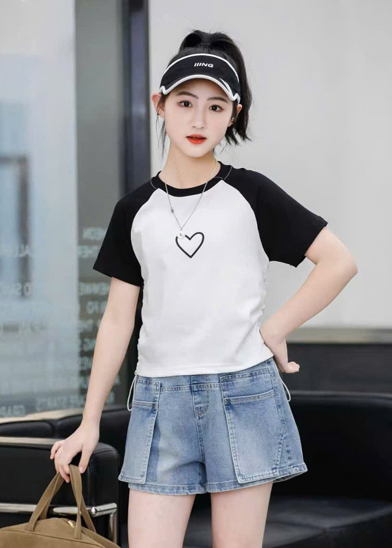 bo-short-jean-be-gai-trai-tim