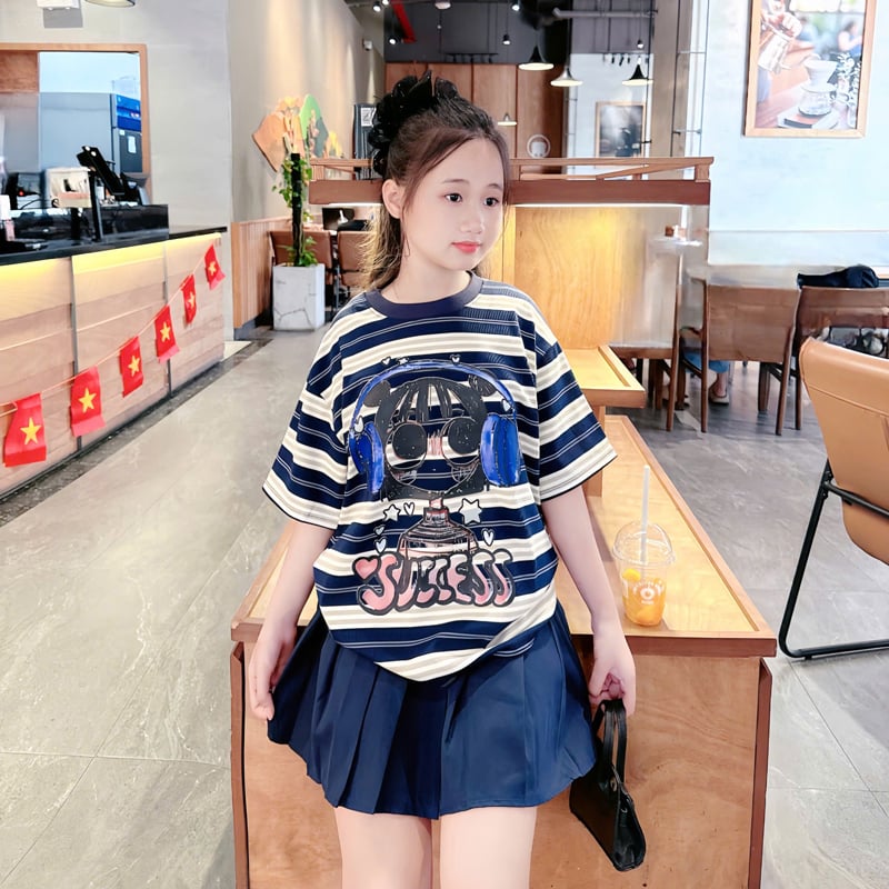 bộ váy bé gái sọc tai nghe