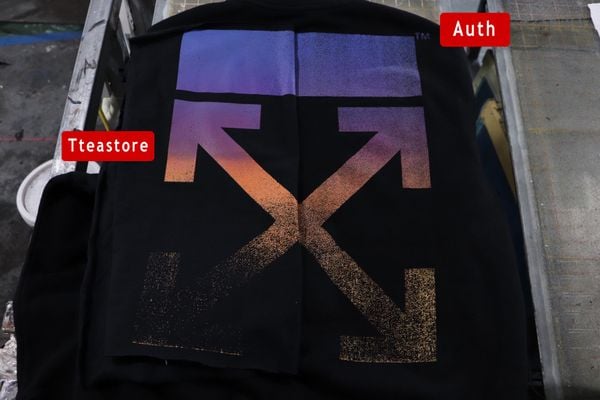 So sánh Off White Gradient Authentic vs Best Quality