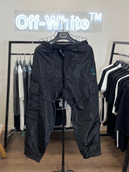 Quần Off White Pants OFF Logo