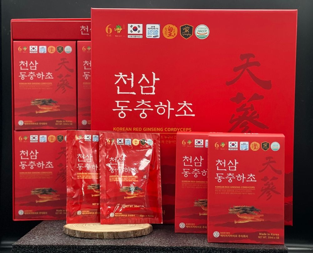 Nước Hồng Sâm Đông Trùng Hạ Thảo Ginseng King Korean Red Ginseng Cordyceps (50ml x 30 gói)