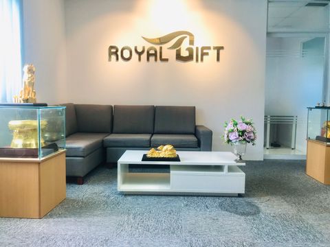 CEO Royal Gift: Khác biệt để thay đổi tư duy quà tặng Việt