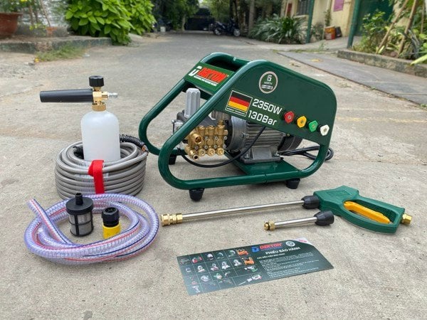 Máy xịt rửa cao áp