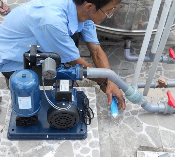Cách lắp đặt và điều chỉnh máy bơm nước tăng áp