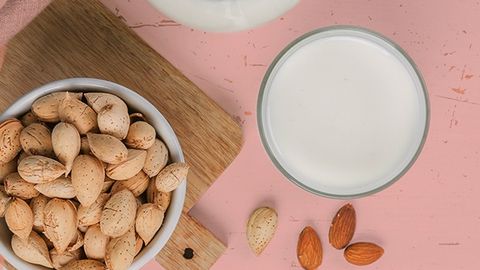 4 công thức sữa hạt dinh dưỡng thơm ngon cho cả gia đình