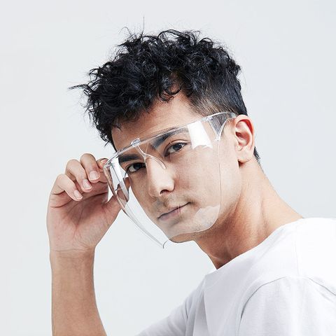 Tổng Quát Về Kính Bảo Hộ Y Tế Mà Bạn Không Thể Bỏ Qua