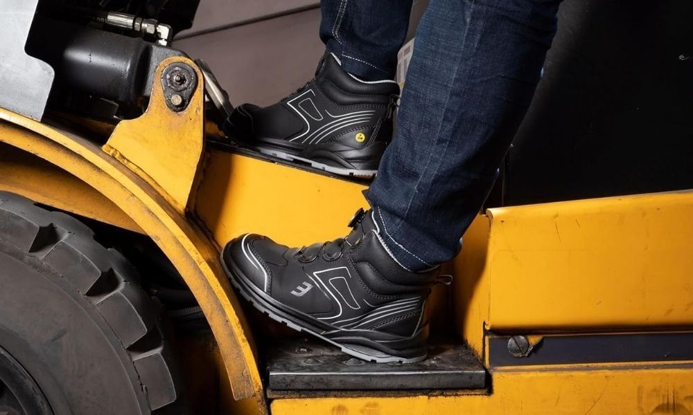 Giày chống tĩnh điện Safety Jogger Cador S3