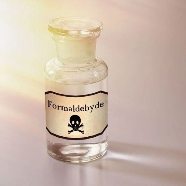 Formaldehyde chất độc hại dễ gây kích ứng da