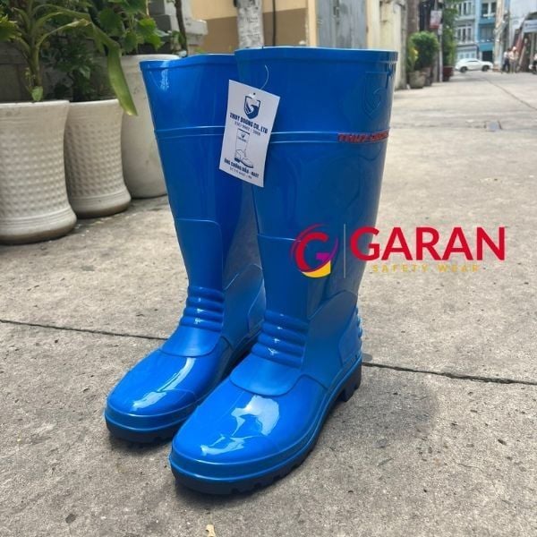 Bật Mí Các Địa Điểm Mua Ủng Bảo Hộ Lao Động Giá Tốt Tại Hà Nội