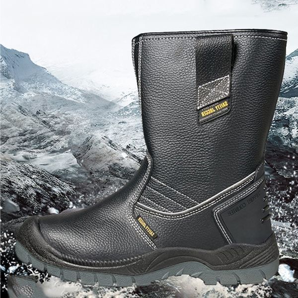 Bật Mí Các Địa Điểm Mua Ủng Bảo Hộ Lao Động Giá Tốt Tại Hà Nội