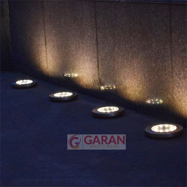 Đèn LED Năng Lượng Mặt Trời Cắm Bãi Cỏ, Sân Vườn Bằng Thép Không Gỉ