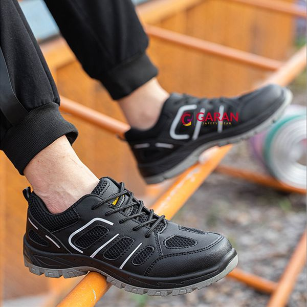 Giày bảo hộ cho nhân viên kho vận - Chống Trượt, Nhẹ, An Toàn