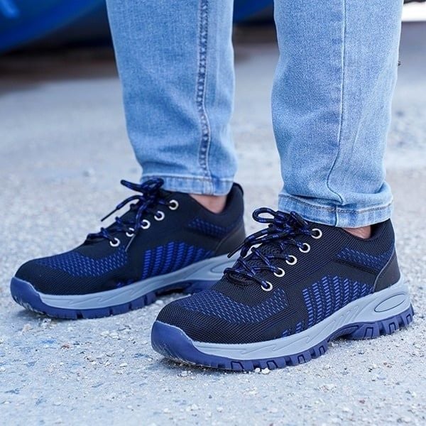 So Sánh Các Thương Hiệu Giày Bảo Hộ Hàng Đầu Hiện Nay