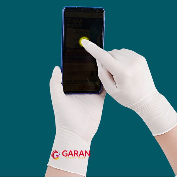 Găng Tay Latex Examination Gloves Có Bột Làm Từ Cao Su Thiên Nhiên - Loại Sử Dụng 1 Lần