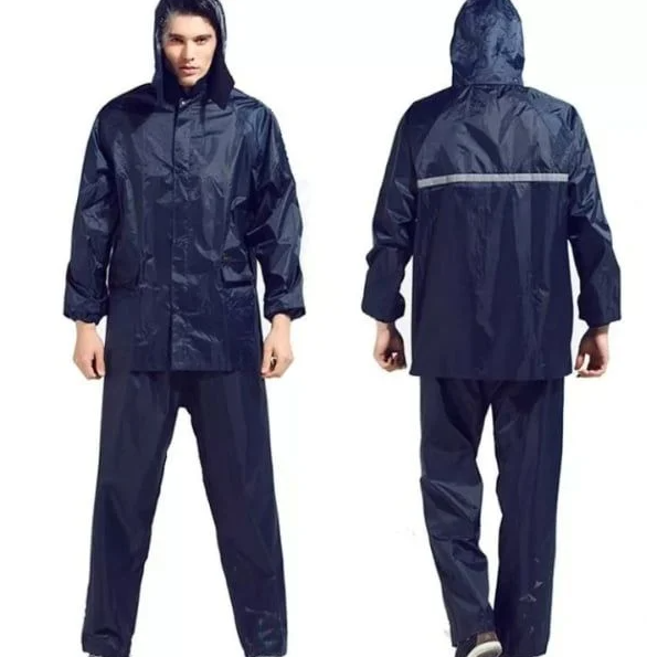 Ưu, Nhược Điểm Của Áo Mưa Phản Quang Cho Công Nhân Đường Phố