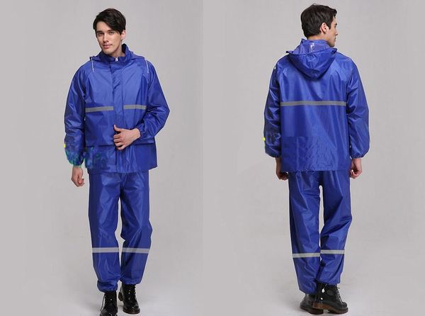 Ưu, Nhược Điểm Của Áo Mưa Phản Quang Cho Công Nhân Đường Phố