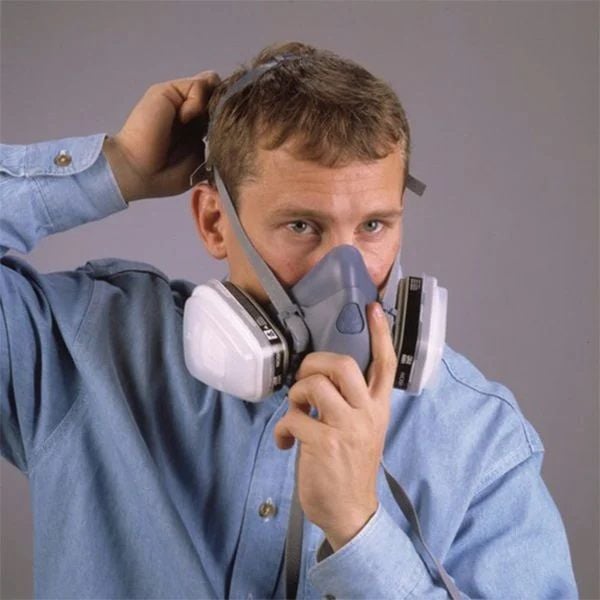 Chọn mua bán mặt nạ phòng độc 3M tại các trang thương mại điện tử