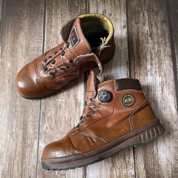 So sánh Giày Bảo Hộ K2 và Hans: Lựa Chọn Tối Ưu, An Toàn?