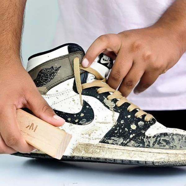 Hướng Dẫn Vệ Sinh Giày Bảo Hộ Đúng Cách, Giúp Kéo Dài Tuổi Thọ Sử Dụng