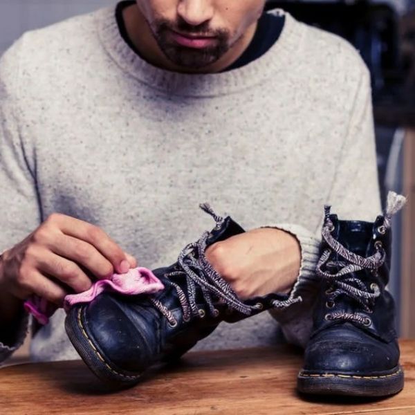 Giày Bảo Hộ Là Gì? Công Dụng Và Các Tiêu Chuẩn An Toàn