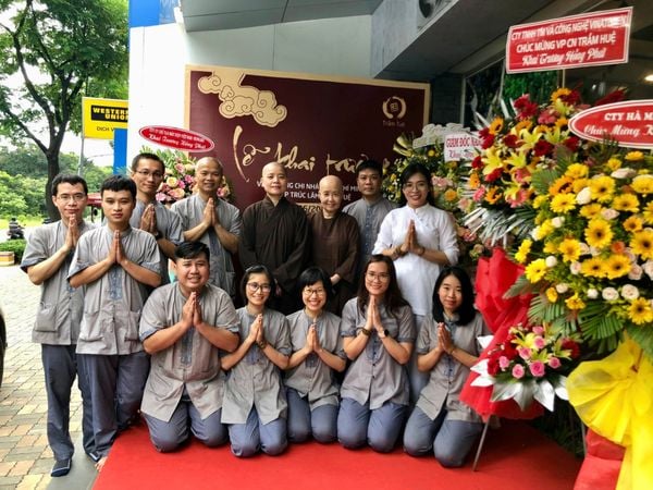 Scent of incense from heart - Journey of spreading and sharing