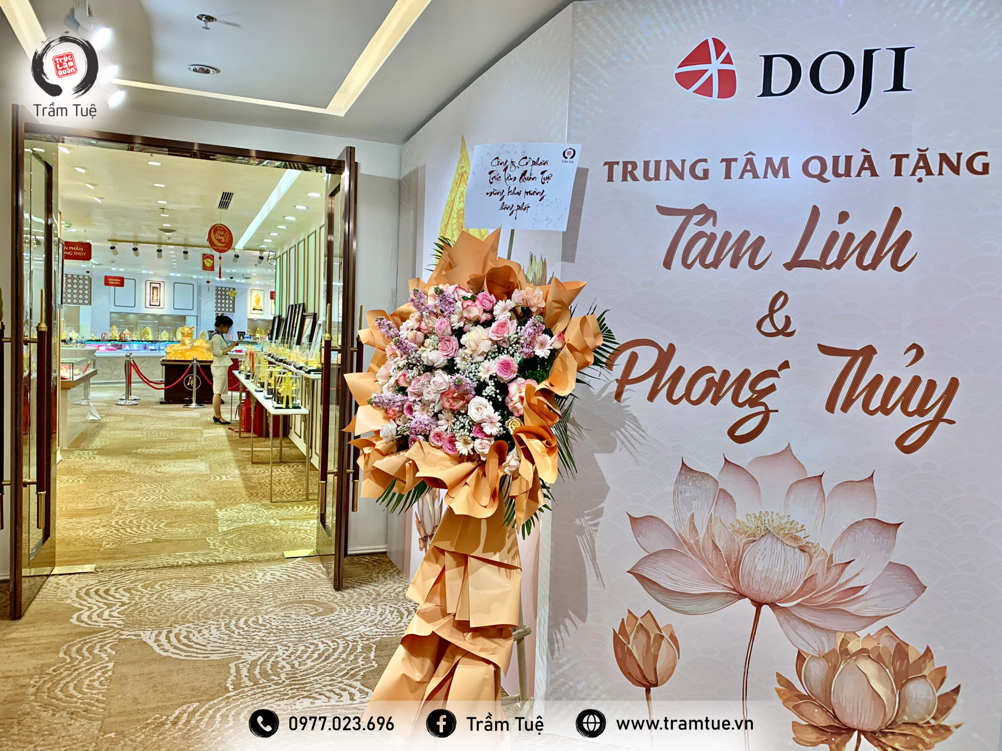 Trầm Tuệ tại Trung tâm Quà tặng Tâm linh và Phong thủy DOJI