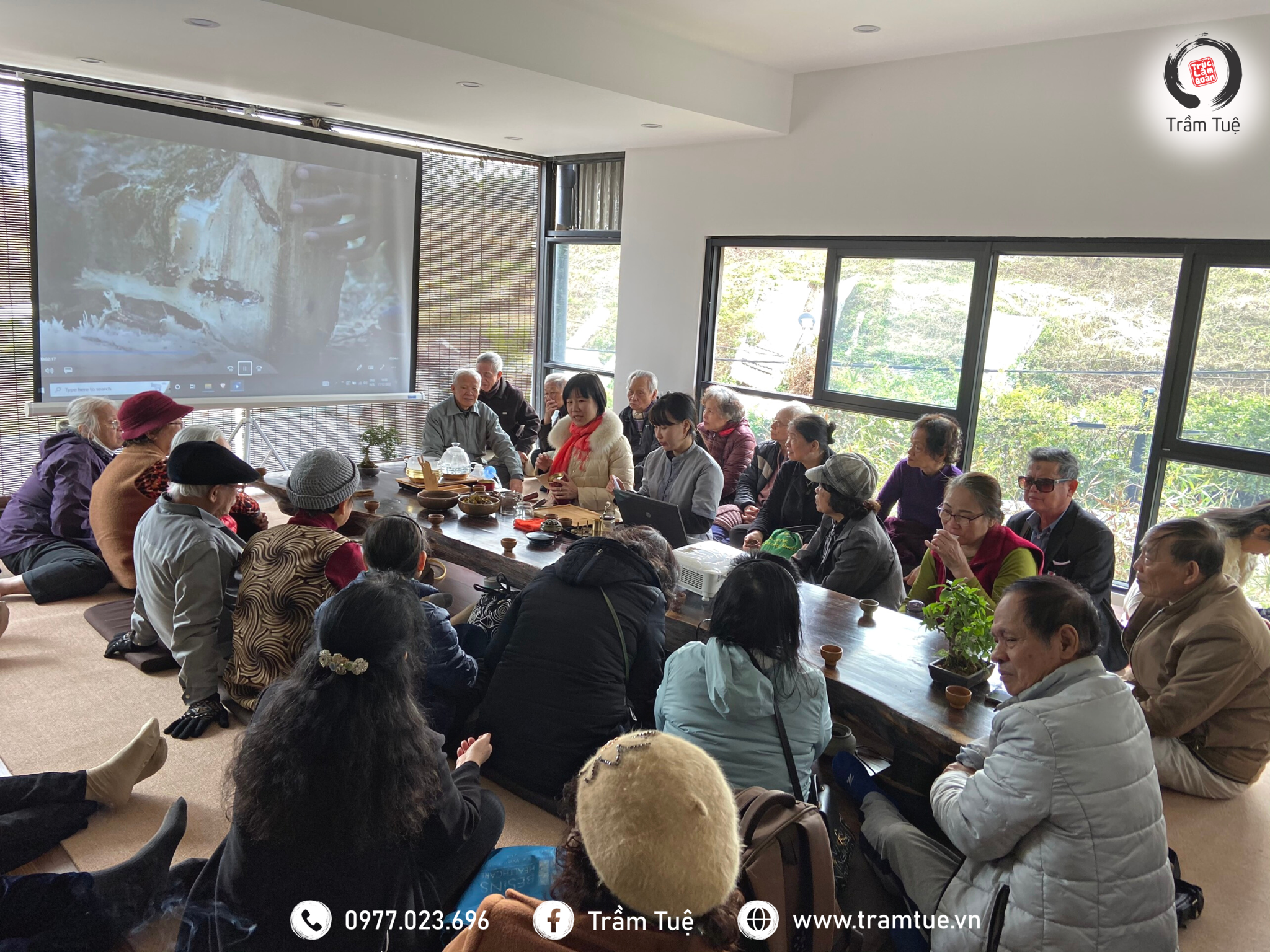 Những ân tình ngày đông cùng CLB Người tiêu dùng Thăng Long