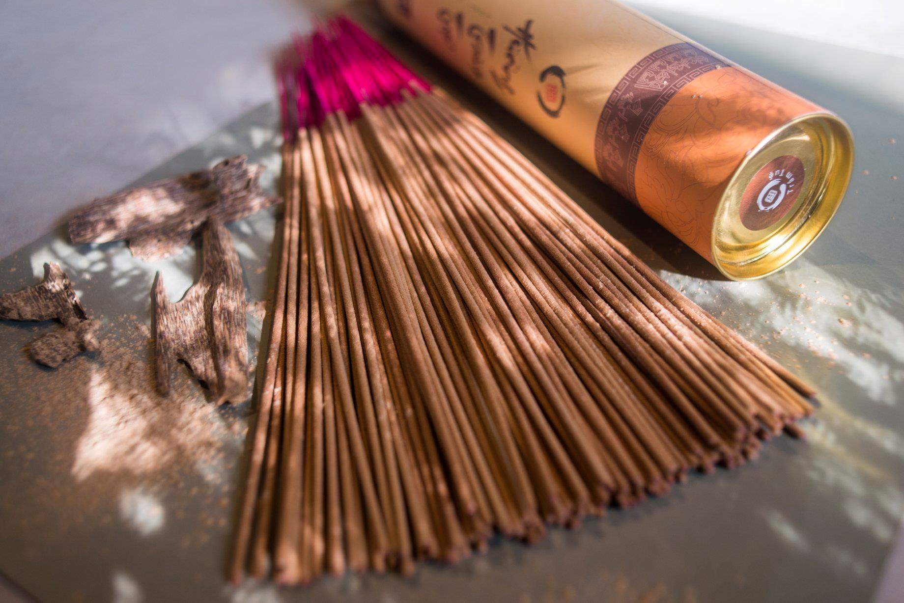 Dùng hương nhang gì cho tang lễ?