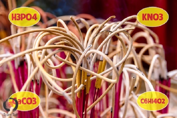 Sử dụng nhang cuốn tàn - mối hiểm họa tiềm tàng với sức khỏe