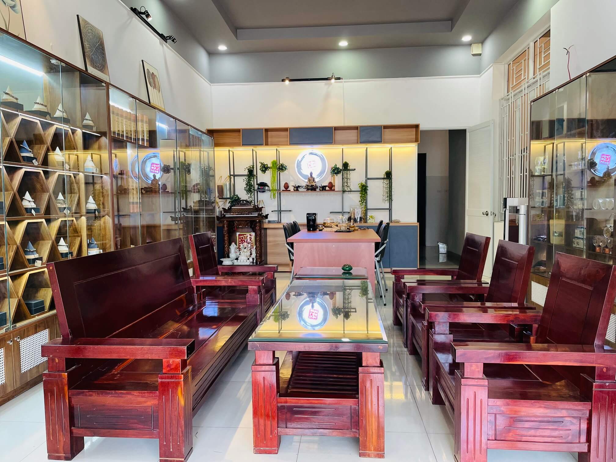 Tuệ Lâm Trầm Quán