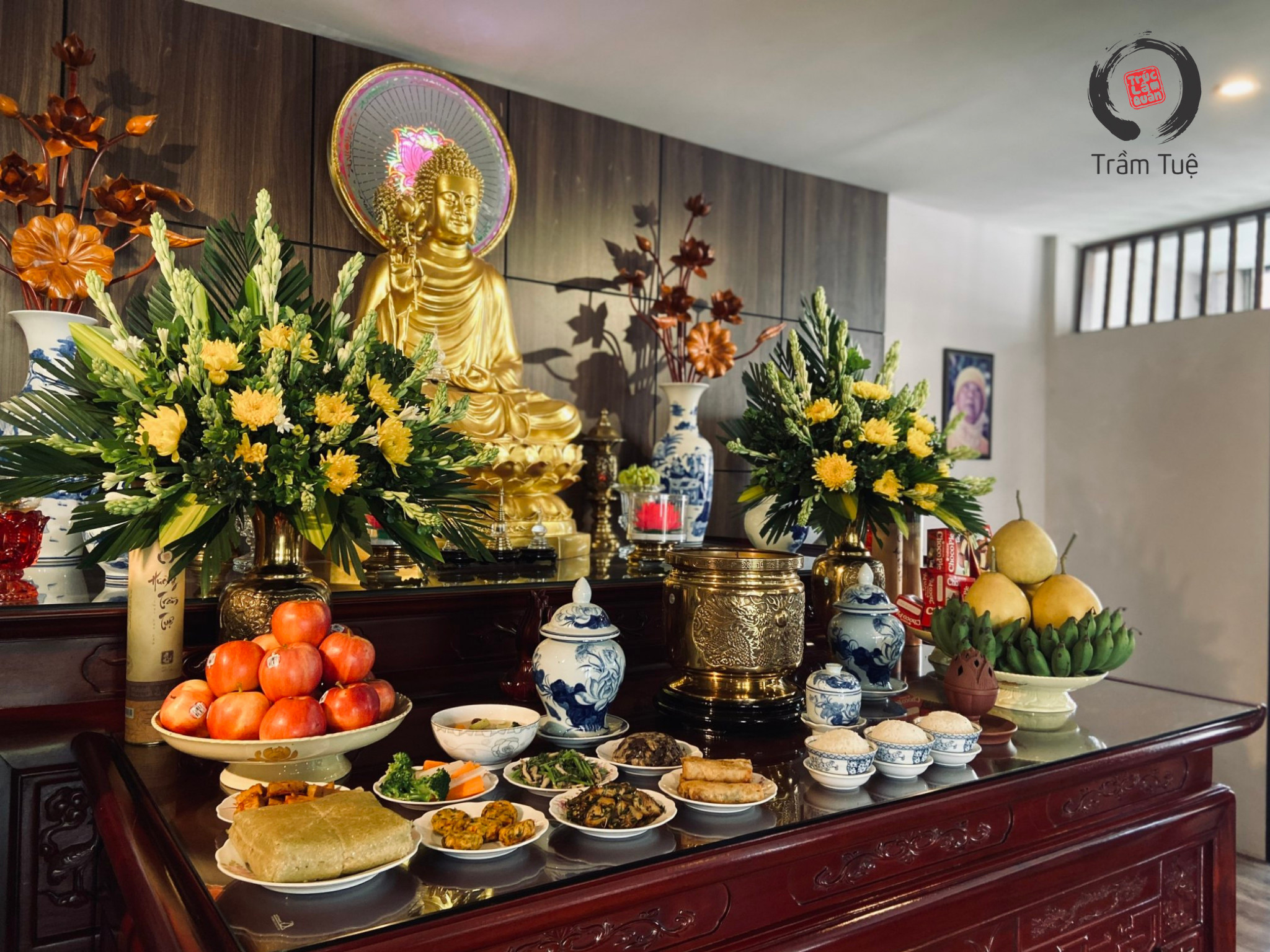 Quan điểm “Cúng cả năm không bằng Rằm tháng Giêng” đúng hay sai?