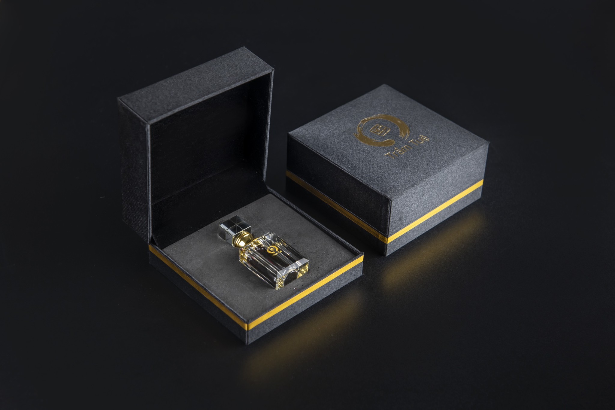 Hé lộ diện mạo mới của tinh dầu Trầm hương thượng hạng