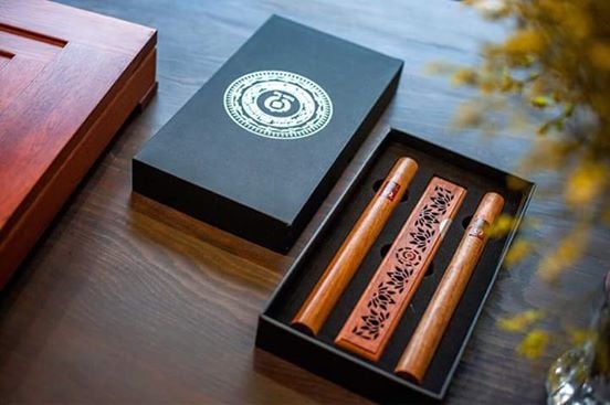 Quà Tặng Trầm Hương