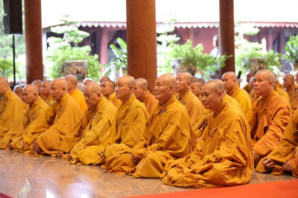 Chư Tăng Ni Thiền phái Trúc Lâm khánh tuế Đại lão Hoà thượng Thiền sư Thích Thanh Từ 2023 Tổ đình Thường Chiếu