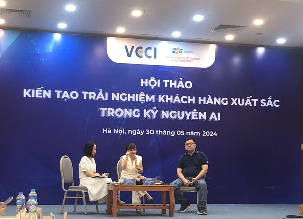 Hội thảo Kiến tạo trải nghiệm khách hàng xuất sắc trong kỷ nguyên AI VCCI Đại học FPT Trầm Tuệ