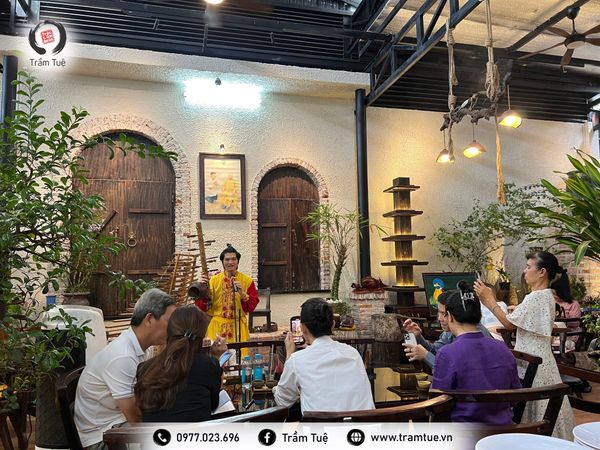 Trầm Tuệ và nhà hàng chay Rau Củ Nấm ra mắt Không gian Văn hóa Trầm - Trà - Chay tại Tp.HCM: Hương chân thật - Vị từ tâm