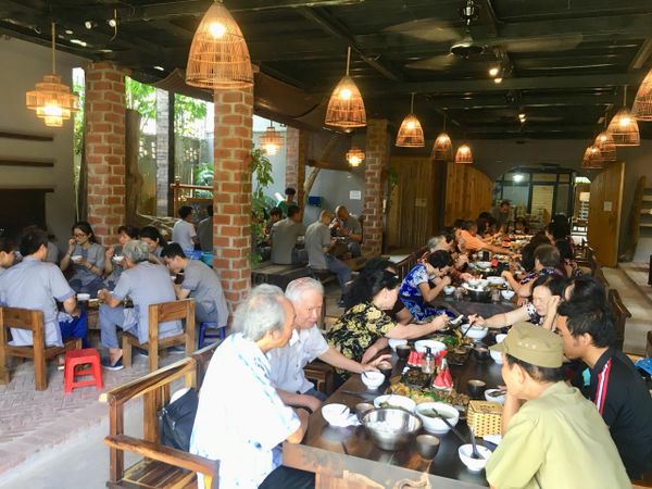 Câu lạc bộ người tiêu dùng Thăng Long đến tham doanh nghiệp sản xuất trầm hương tại hà nội