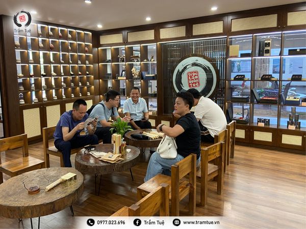 đoàn doanh nghiệp Trung Quốc VCCI ghé thăm Trầm Tuệ