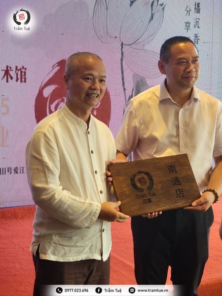 Lễ ra mắt Không gian Văn hoá Nghệ thuật Trầm hương Việt Nam tại thành Phố Nam Thông - Trung Quốc Trầm Tuệ