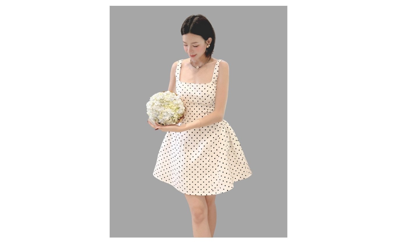 Đầm ngắn chấm bi cổ vuông - D4190T
