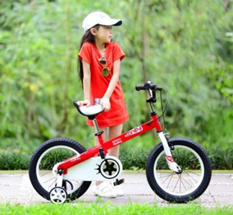 Lựa chọn xe đạp cho bé phù hợp với độ tuổi