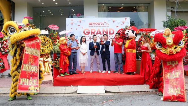 Sự kiện khai trường BEYOURs - Chi nhánh quận 7