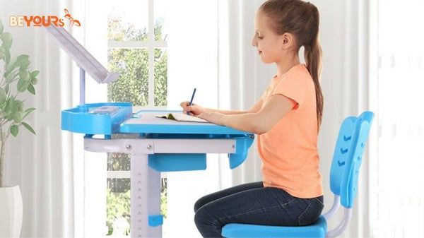 Tư thế ngồi học ĐÚNG, làm việc CHUẨN không phải ai cũng biết