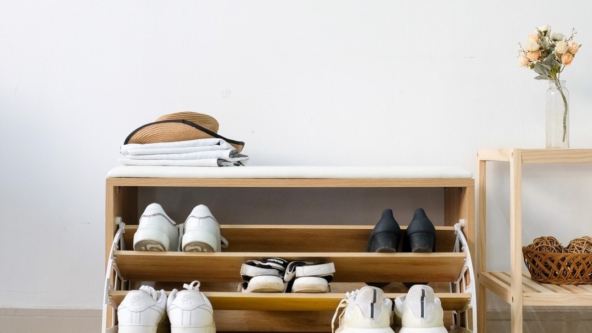 Tủ giày thông minh kèm ghế ngồi – đồ nội thất bạn không nên bỏ qua