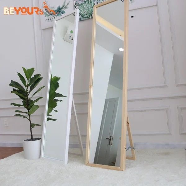 gương đứng soi toàn thân a mirror