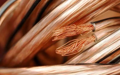 Góc giải đáp: Dây dẫn trần được sử dụng ở đâu trong hệ thống điện?