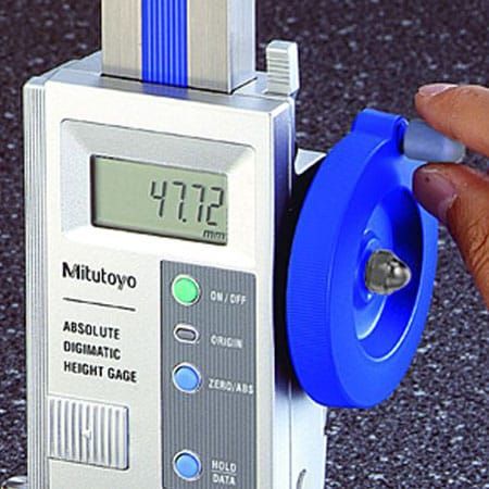 Thước Đo Độ Cao Điện Tử: Công Cụ Chính Xác Cho Ngành Cơ Khí và Sản Xuất