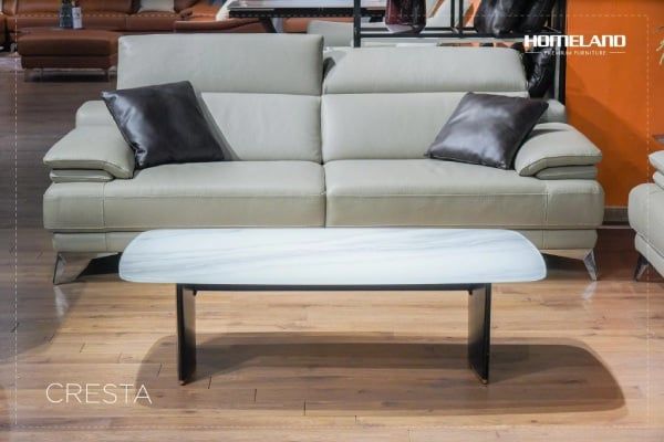 Bàn sofa phòng khách hình chữ nhật phù hợp với nhiều không gian