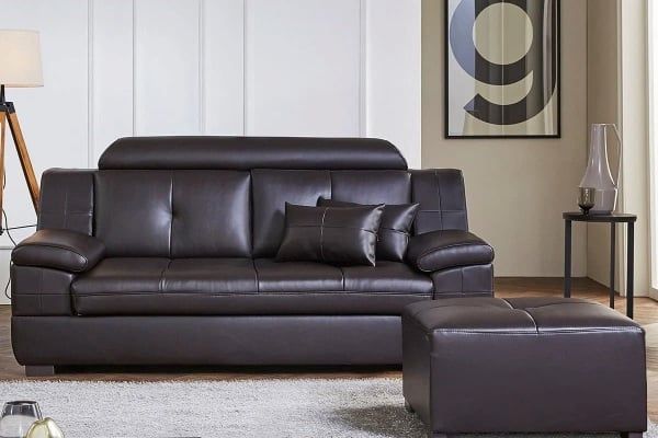 Đệm mút xốp của sofa mềm, tạo sự thoải mái khi ngồi