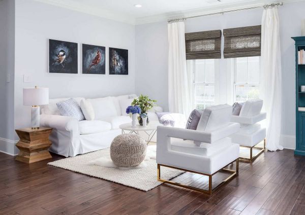 bí quyết kết hợp ghế sofa và sàn gỗ